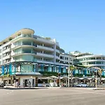 Best Location At Bondi Beach, On The Beach!