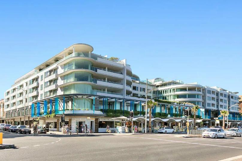 Location At Bondi Beach, On The Beach! Apartment *